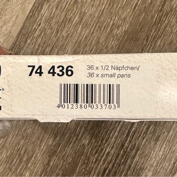 Schmincke Watercolor Set with Brushes - Picture 3 of 16